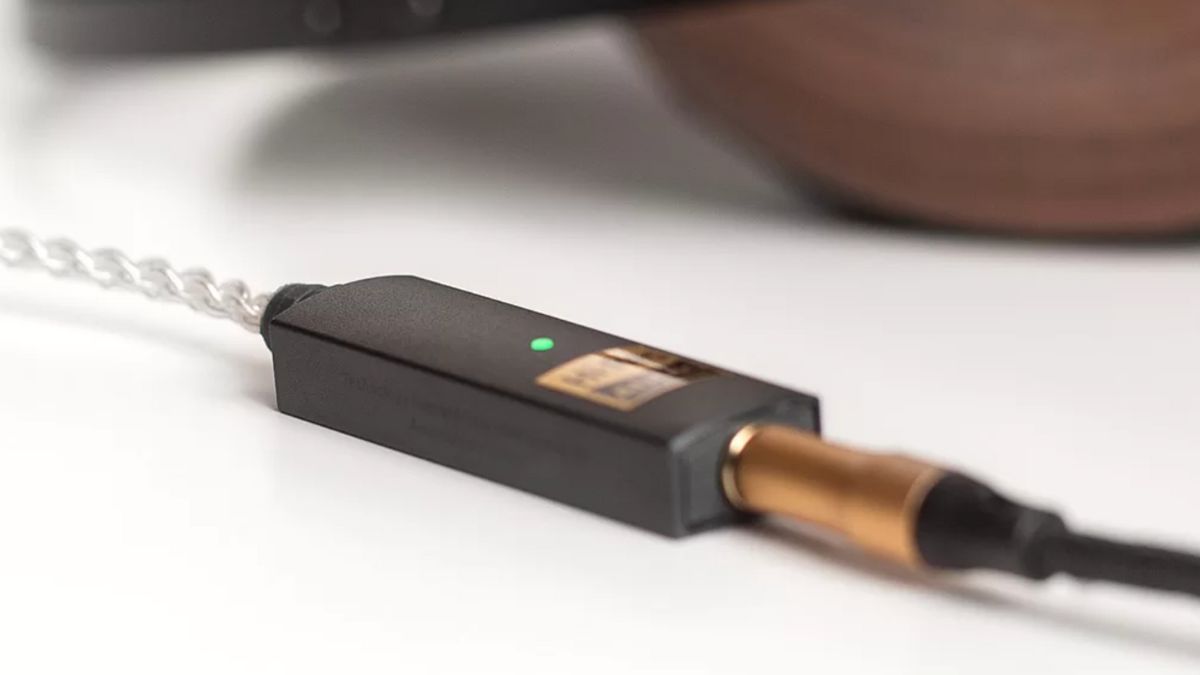 linked up ifi headphone amp