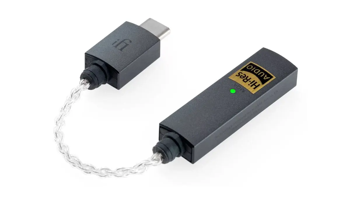 close-up-of-ifi-headphone-amp