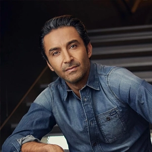 Pej Vahdat