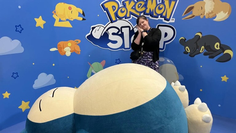 Amanda w Pokemon Sleep Snorlax