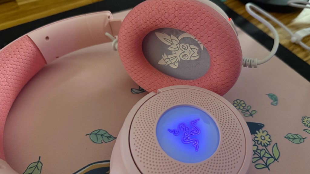Earcup Sylveon